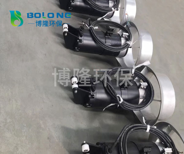 潛水攪拌機